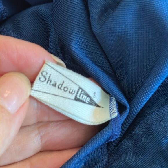 Vintage Shadowline Blue Short Sleeve Robe with Cream Lace Trim - Picture 8 of 9